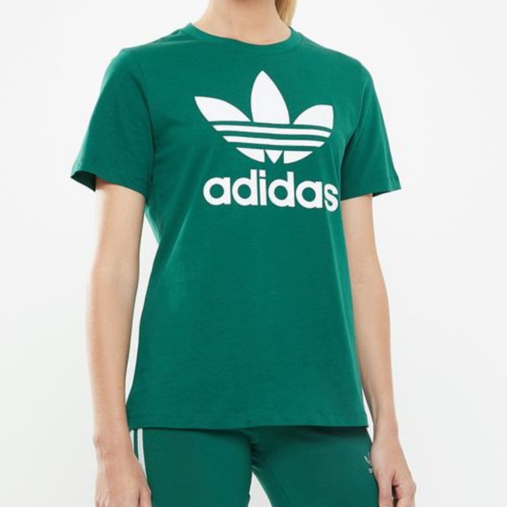 Turquoise green adidas tee!(open to offers!)